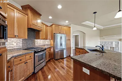 6095 Graystone Loop, Springfield, OR 97478 - Photo 4