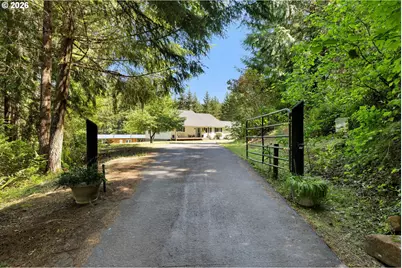 18111 NE 241st Pl, Brush Prairie, WA 98606 - Photo 2