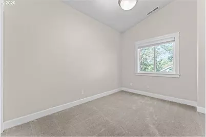 211 Silver St #2i, Silverton, OR 97381 - Photo 20