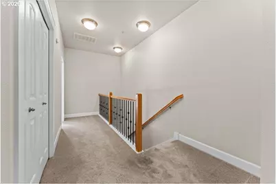 211 Silver St #2i, Silverton, OR 97381 - Photo 18