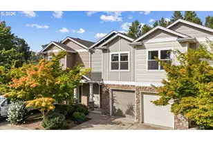 211 Silver St, Silverton, OR 97381 - Photo 2