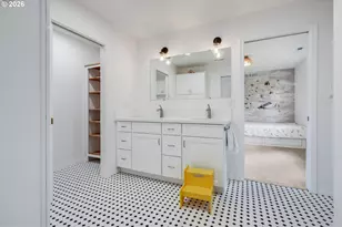 610 SW Primrose St, Portland, OR 97219 - Photo 16