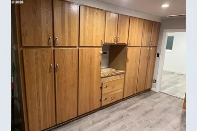 1918 SE 6th Ave, Camas, WA 98607 - Photo 8