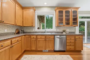 13088 SW St James Ln, Portland, OR 97224 - Photo 10