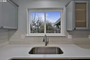 340 54th St, Springfield, OR 97478 - Photo 10