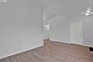 340 54th St, Springfield, OR 97478 - Photo 6