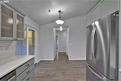 340 54th St, Springfield, OR 97478 - Photo 12