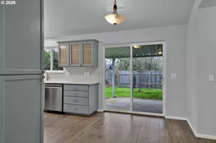 340 54th St, Springfield, OR 97478 - Photo 8