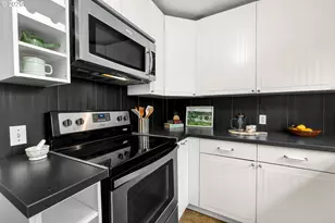 7416 N Newman Ave, Portland, OR 97203 - Photo 16