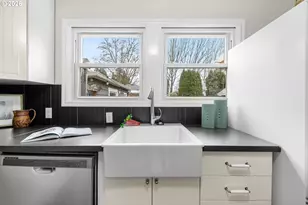 7416 N Newman Ave, Portland, OR 97203 - Photo 14