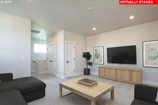 1151 SE 22nd Ave, Canby, OR 97013 - Photo 6