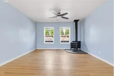5226 N Amherst St, Portland, OR 97203 - Photo 16