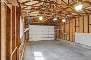 5226 N Amherst St, Portland, OR 97203 - Photo 28