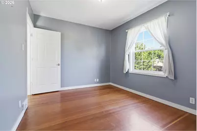 5226 N Amherst St, Portland, OR 97203 - Photo 18