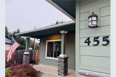 455 SE Woody Ct, Myrtle Creek, OR 97457 - Photo 2