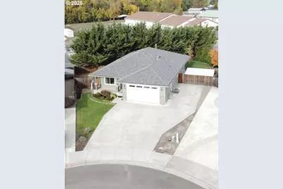 455 SE Woody Ct, Myrtle Creek, OR 97457 - Photo 4