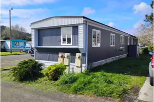 1000 N 8th St, Reedsport, OR 97467 - Photo 2