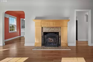 1815 SW Sunset Blvd, Portland, OR 97239 - Photo 6