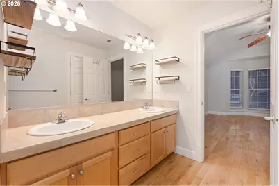 8503 SE 139th Ct, Portland, OR 97236 - Photo 16