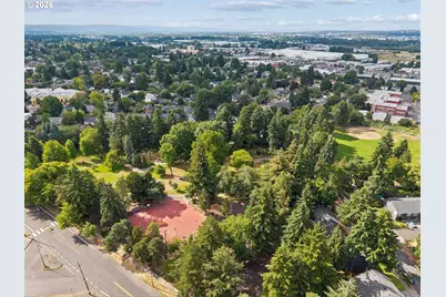 6356 NE Durham Ave, Portland, OR 97211 - Photo 32