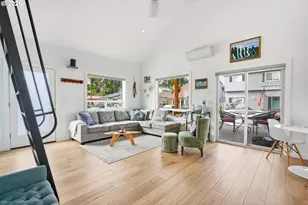 18305 NE Marine Dr, Portland, OR 97230 - Photo 6