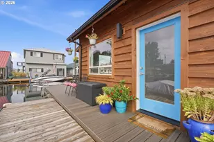 18305 NE Marine Dr, Portland, OR 97230 - Photo 2