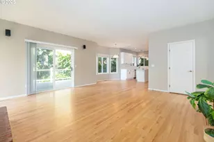 2011 NW New Hope Ct, Portland, OR 97229 - Photo 22