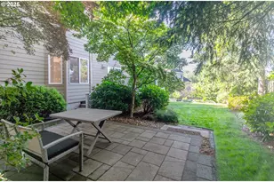 2011 NW New Hope Ct, Portland, OR 97229 - Photo 44