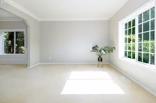 2011 NW New Hope Ct, Portland, OR 97229 - Photo 6