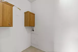 2335 Wilbur Ave, Eugene, OR 97402 - Photo 20