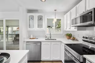 11560 SW Timothy Pl, Portland, OR 97223 - Photo 14