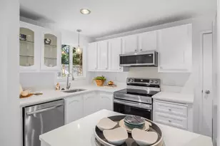 11560 SW Timothy Pl, Portland, OR 97223 - Photo 16