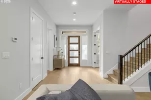 12813 SW Sunny Ter, Tigard, OR 97223 - Photo 2