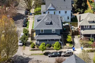 1035 SE 14th Ave, Portland, OR 97214 - Photo 2