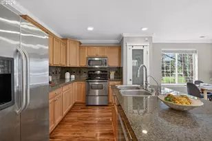 12619 SE Foster Rd, Portland, OR 97236 - Photo 10