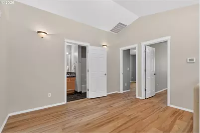 12619 SE Foster Rd, Portland, OR 97236 - Photo 24