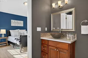 12619 SE Foster Rd, Portland, OR 97236 - Photo 30