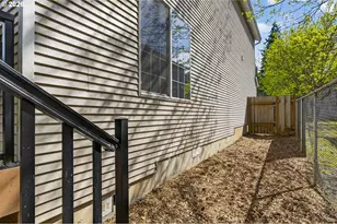 12619 SE Foster Rd, Portland, OR 97236 - Photo 42