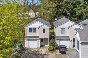 12619 SE Foster Rd, Portland, OR 97236 - Photo 2