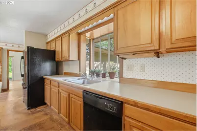 19373 NE Calkins Ln, Newberg, OR 97132 - Photo 8