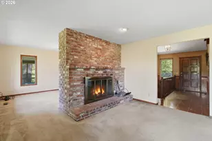 19373 NE Calkins Ln, Newberg, OR 97132 - Photo 12
