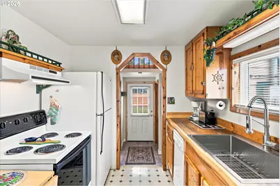 26202 R St, Ocean Park, WA 98640 - Photo 16