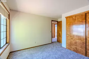 16076 NW Oak Hills Dr, Beaverton, OR 97006 - Photo 32