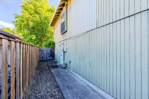 16076 NW Oak Hills Dr, Beaverton, OR 97006 - Photo 46