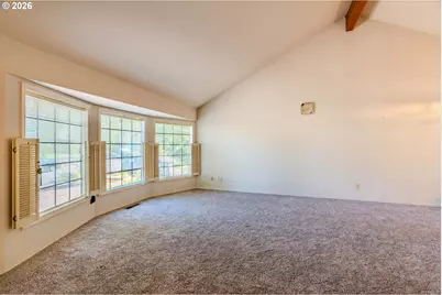 16076 NW Oak Hills Dr, Beaverton, OR 97006 - Photo 6