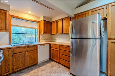16076 NW Oak Hills Dr, Beaverton, OR 97006 - Photo 16