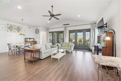 1140 SW Sylvia St, Corvallis, OR 97333 - Photo 26