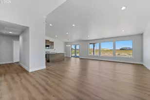 215 SW Sparrow St, Boardman, OR 97818 - Photo 10