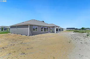 215 SW Sparrow St, Boardman, OR 97818 - Photo 4