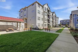 17149 SW Snowdale St, Beaverton, OR 97007 - Photo 2